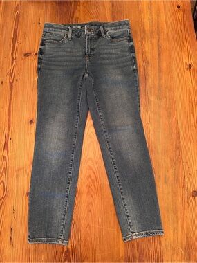Talbots Flawless Slim Ankle Jeans.  Size 4P